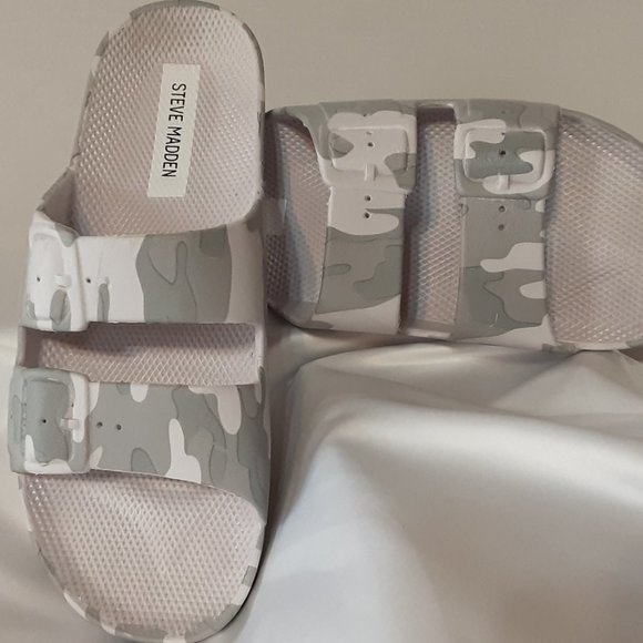 Steve Madden Shoes - "STEVE MADDEN" ADJUSTABLE DOUBLE BUCKLE SLIP-ON SANDLES